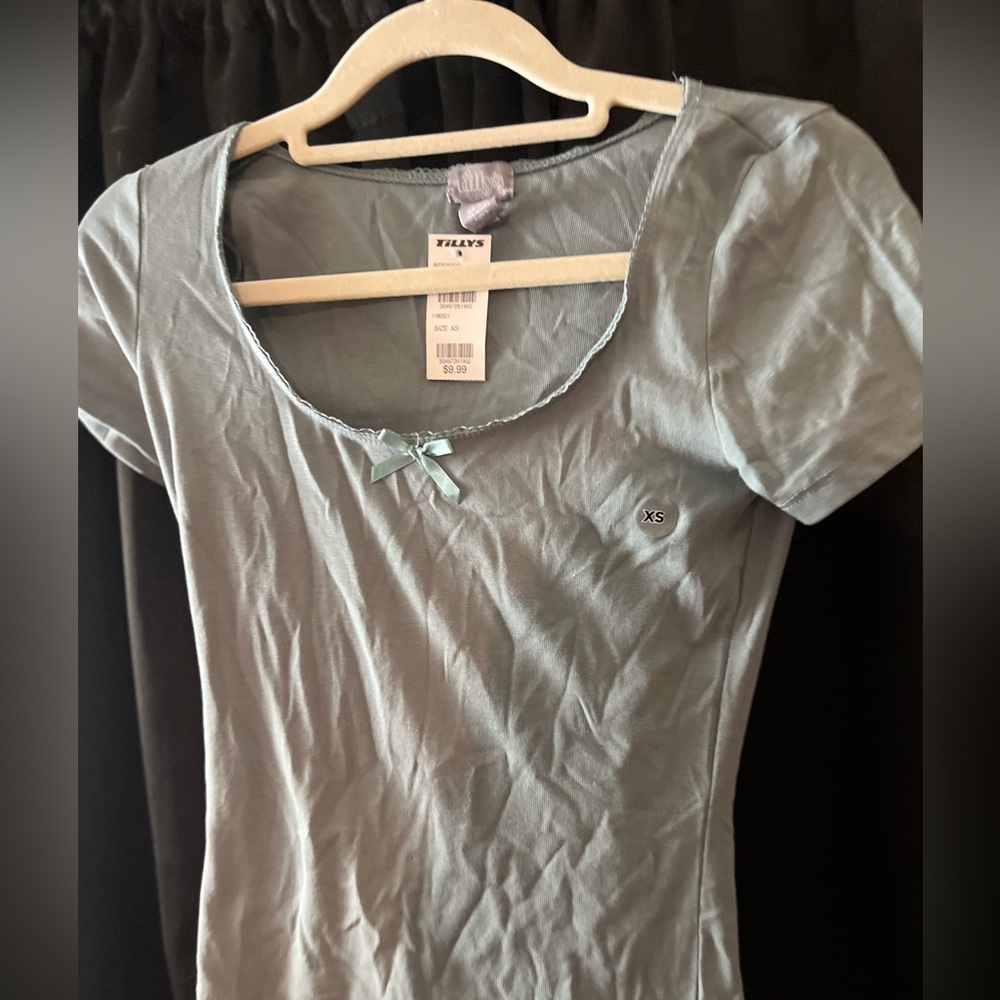 Tilly's Teal Top with Bow Accent